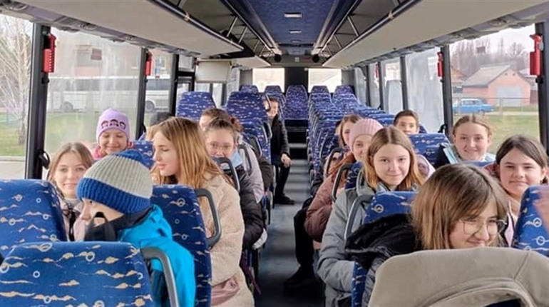 «Освітній» автопарк області поповнився чотирма автобусами