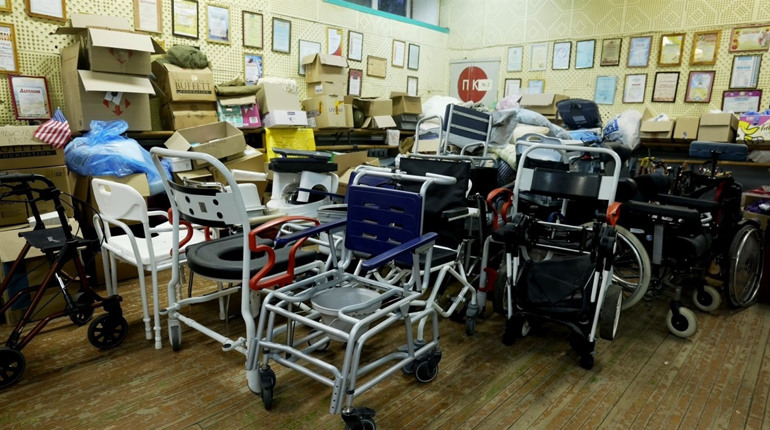 Земляки з Німеччини та фонд Helpchain передали Шостці гуманітарну допомогу