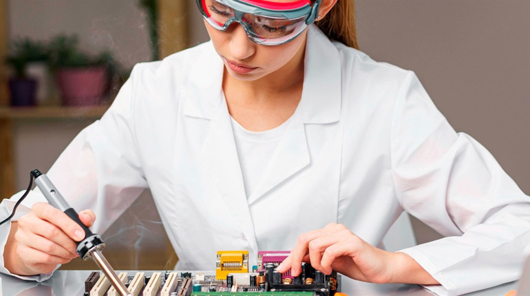 Заклади професійної освіти можуть виграти до 2,1 млн грн від МОН на оновлення обладнання