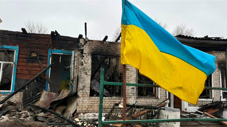 Ворожі «герані» атакували Чернігівщину: удар по дитячому центру в Корюківці