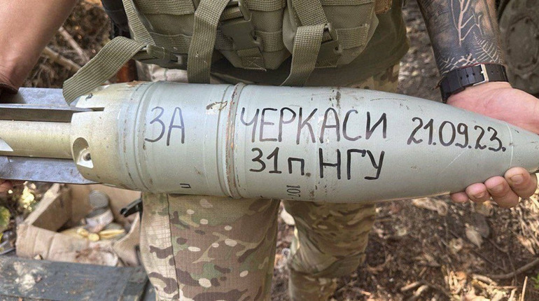 За Черкаси: військові вже відповіли росіянам за обстріл, а цивільні оголосили черговий збір на дрони