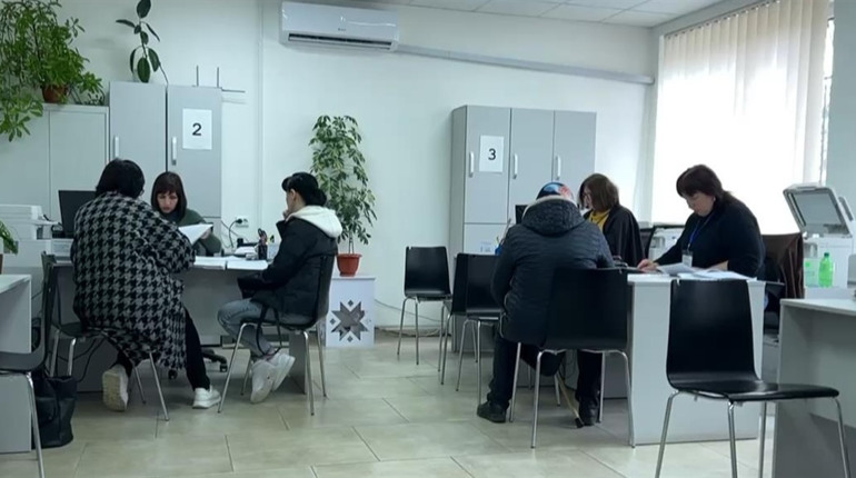 «Розумний Кол-центр» та виїзний адміністратор: як у Городоцькому ЦНАПі покращують адмінпослуги