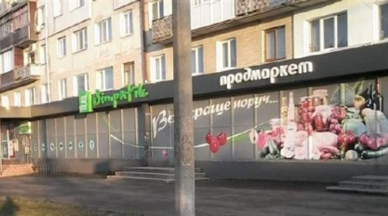 «Молодь майже зникла»: про що говорять жителі окупованої Нової Каховки в чатах