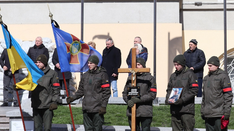 У Дрогобичі провели в останню путь воїна, нацгвардійця Максима Куліша