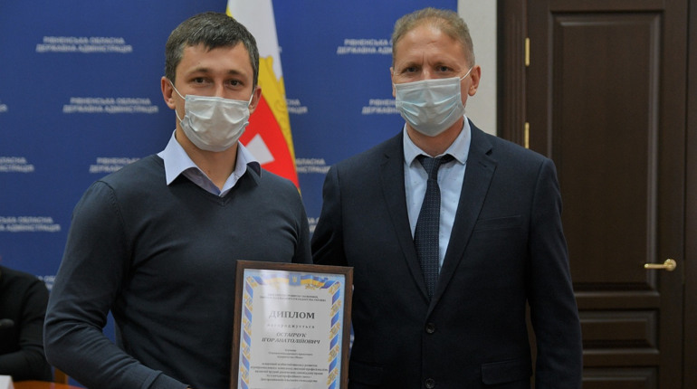 Півтори тисячі корів і сотня овець: молодий фермер розвиває тваринництво на Сарненщині