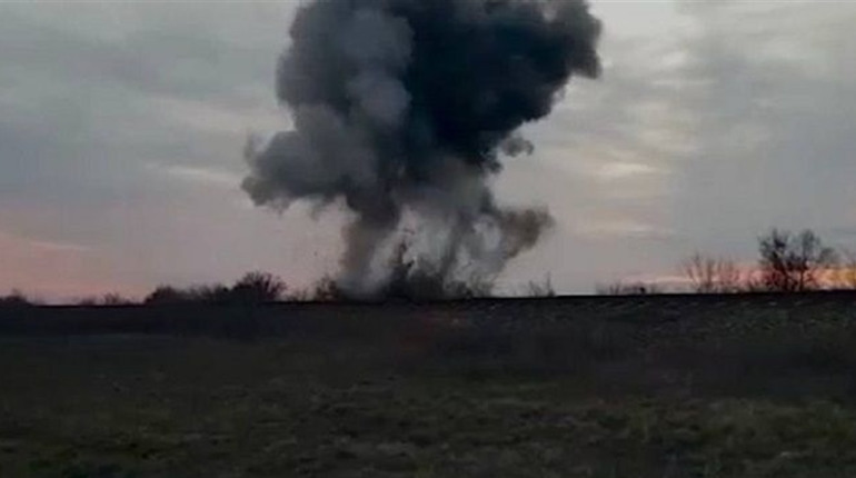 На окупованій Херсонщині українські партизани підірвали залізничні рейки (ВІДЕО)