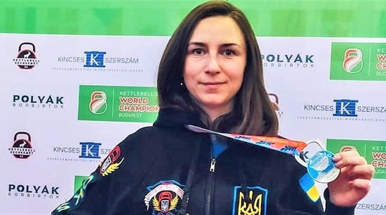Сарненка Оксана Рабош вчергове стала призеркою міжнародних гирьових змагань