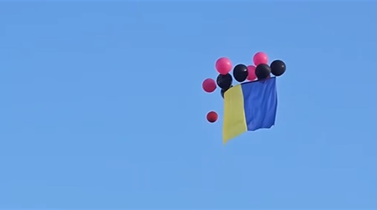 З Херсона на окупований лівий берег полетів прапор України