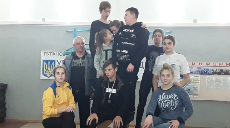Три золота, срібло та бронза: сватівські важкоатлети взяли участь у Кубку області