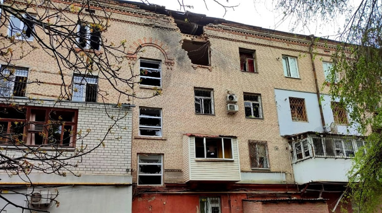 Окупанти обстріляли Херсонщину: пошкоджено понад 40 житлових будинків, є загиблі та поранені