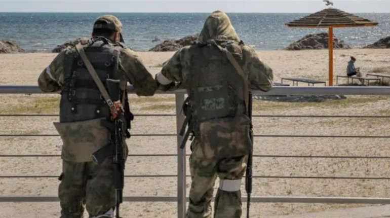 Окупанти утримували людей в підвалах Лазурного - поліція збирає докази
