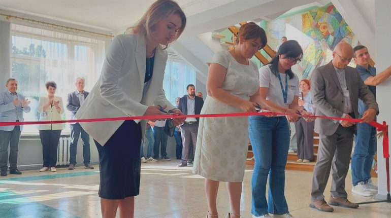 В одному з навчальних закладів Сміли відкрили інноваційні STEM-лабораторії