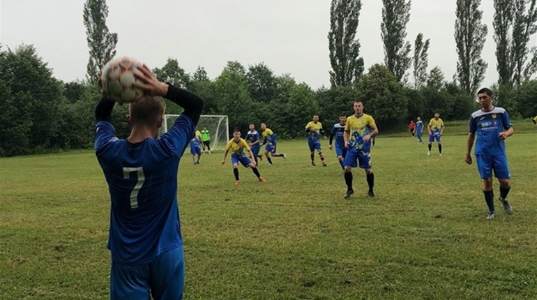 У чвертьфінальних протистояннях Кубка Чортківщини з футболу ще далеко не все зрозуміло