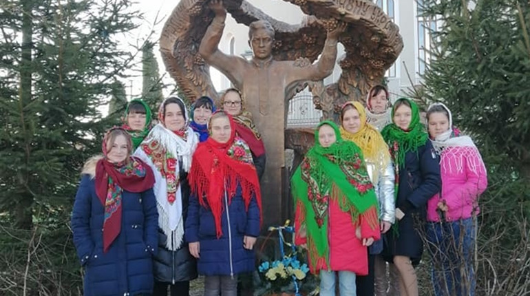 У Шманьківцях урочисто вшанували пам'ять Степана Чарнецького, автора стрілецького славня