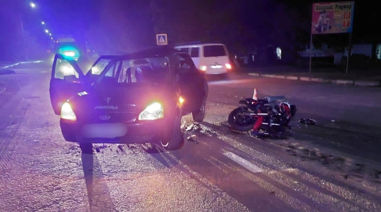 У Новій Одесі в аварії постраждали троє людей, в тому числі, 7-річна дитина: поліція шукає свідків