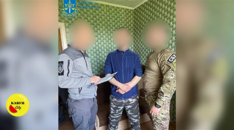 Судитимуть херсонця, який працевлаштувався до каральної установи окупантів