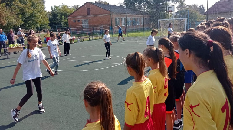 День фізкультури та спорту у Лисій Горі відзначили турніром із мініфутболу