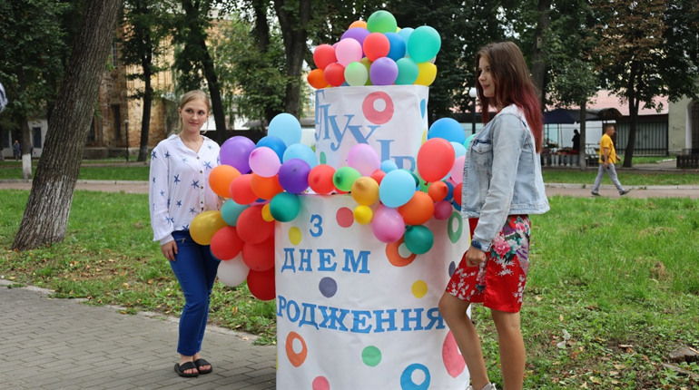 Де містяни робили святкові знімки в Глухові? Добірка креативних фотозон 1 вересня