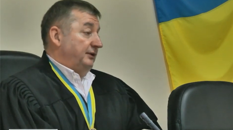 Слухання у справі начальника патрульної поліції Сватового апеляційний суд переніс 