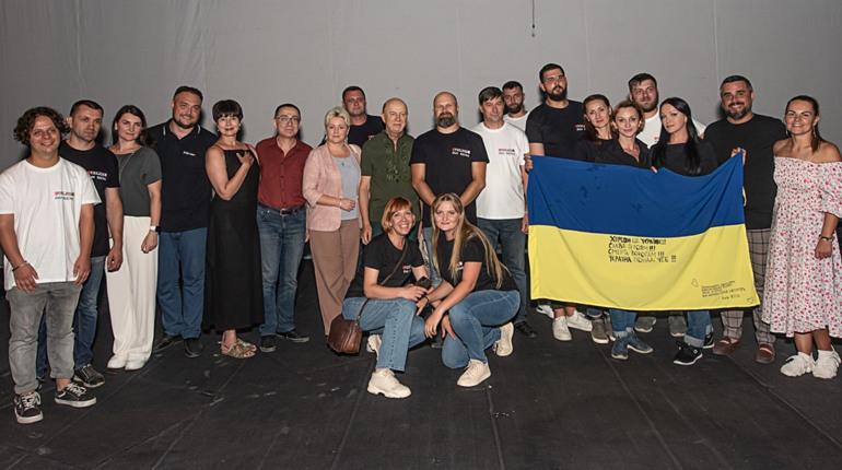Херсонський театр показав виставу про окупацію в чотирьох містах