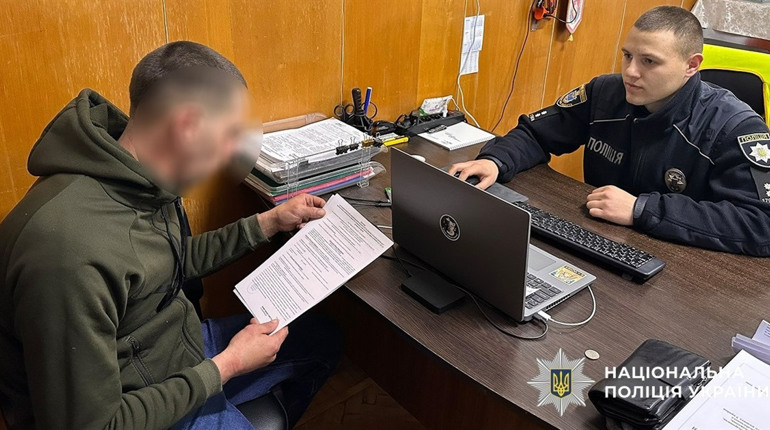 На Первомайщині затримали чоловіка: його підозрюють у смертельному побитті співмешканки