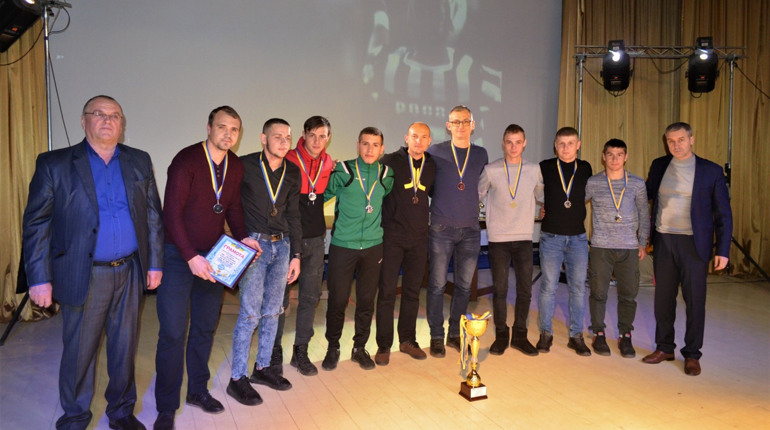 Федерація футболу підсумувала сезон 2019 року: команди Біляївської громади в трійці призерів