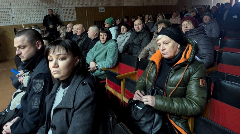 У Старокостянтинівській громаді відбулися ветеранські слухання «Почути кожного»