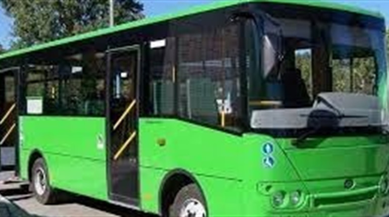 У Нетішині відновлюють курсування комунального автобуса на міське кладовище