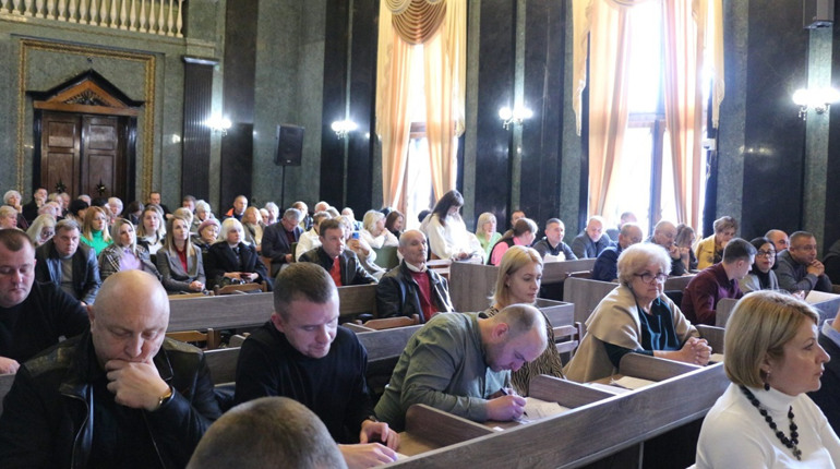 Дрогобицька міськрада звернулась до ЛОВА та АМКУ, бо перевізники хочуть знову підняти тарифи