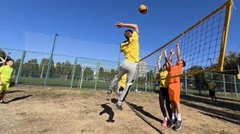 Любителі спорту Дворічанської громади відзначили День фізичної культури та спорту