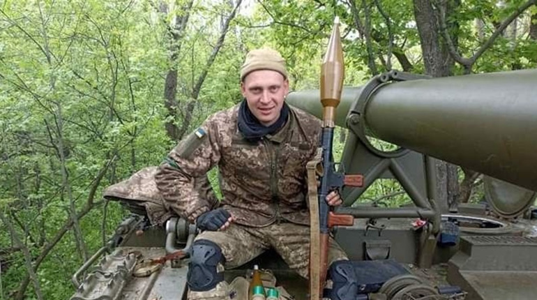 Воїна Віталія Потапенка із Красної Луки посмертно нагородили орденом "За мужність"