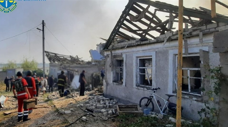 Ворог атакує Херсонщину, вже відомо про загиблого та 7 поранених