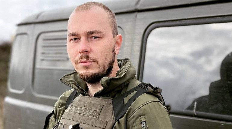 ВІЙСЬКОВИЙ МЕДИК З НІЖИНА МИХАЙЛО КОЛОТИЛО ОТРИМАВ ВІДЗНАКУ ВІД МІНІСТЕРСТВА ОБОРОНИ УКРАЇНИ