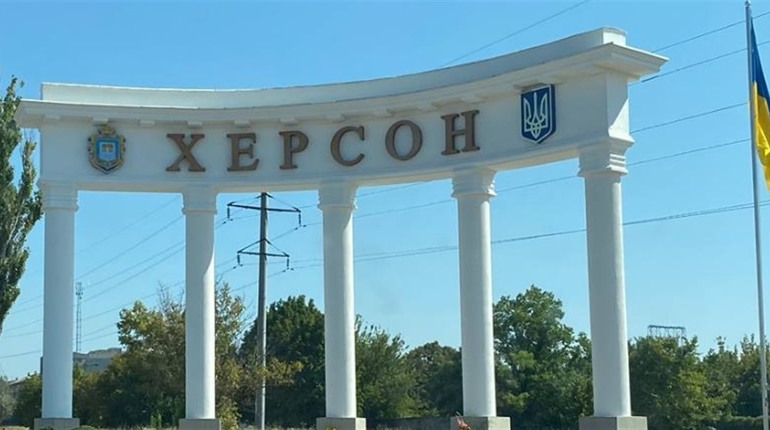 Ситуація в Херсоні за останні дні: транспорт, обстріли росіян, як місто готують до зими