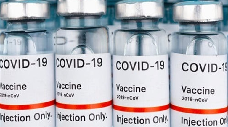 Найпоширеніші фейки про вакцинацію від COVID-19. Читайте та робіть висновки