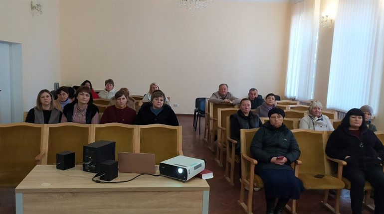 Від дискусій до дій: перші кроки Захарівської громади у вирішенні питання безпритульних тварин
