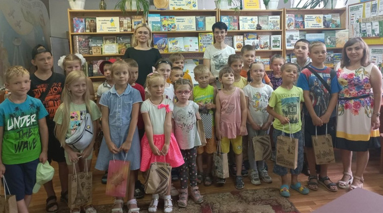 "Неймовірна круговерть" від Катерини Єлєсіної. Як проходив захід для дітей у смілянській бібліотеці