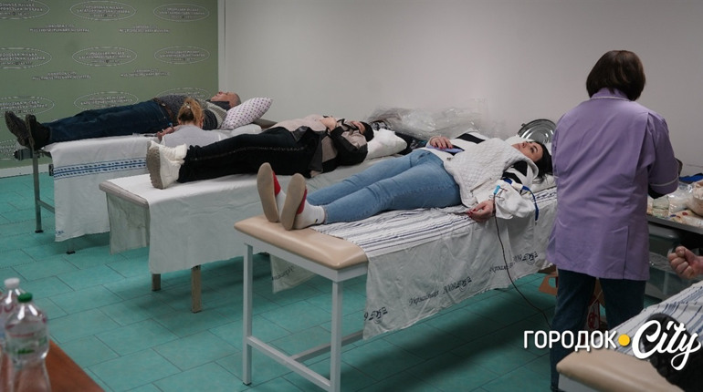 День донора у Городку: понад 80 жителів здали кров для поранених військових