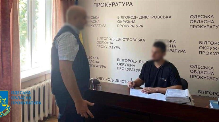 Колишній настоятель храму на Одещині розбещував 14-річну доньку: відповідатиме за це у суді