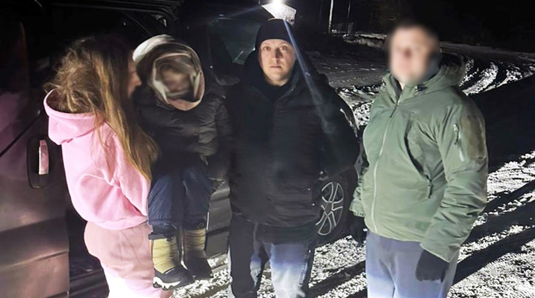 15 кілометрів від дому: на Хмельниччині знайшли 7-річного хлопчика, який заблукав у лісі