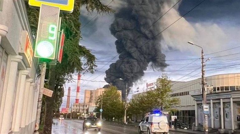 Ранок в Севастополі: в резервуар з паливом влучив БПЛА