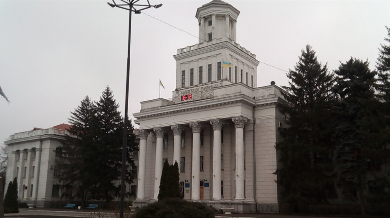 Гроші – тільки для чиновників