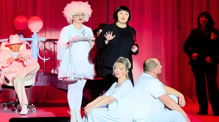 Містика та комедія «Агенство «Другий Шанс»: театр «Нон-Стоп» у Південноукраїнську показав прем’єру