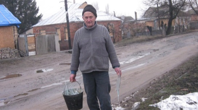 Чотири прильоти на одне подвір’я: як господар ліквідовує наслідки
