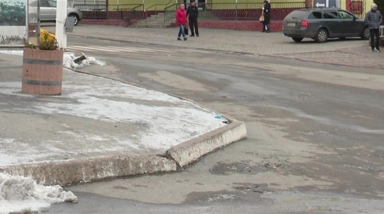 У Городку рух по центральній вулиці буде перекрито. Де саме та скільки часу