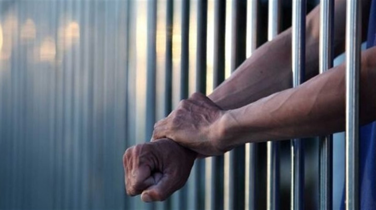 Ошукав матір загиблого воїна: у Нетішині судитимуть 25-річного шахрая