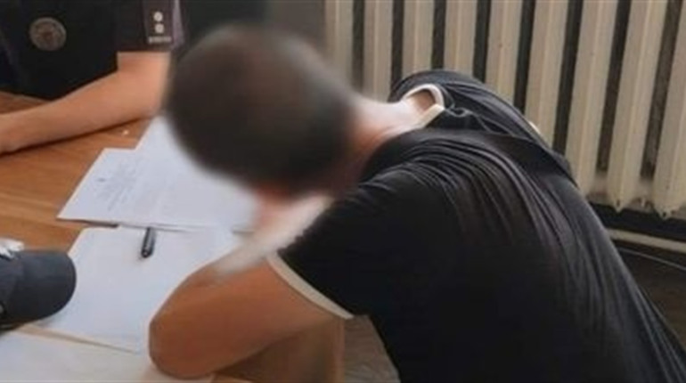 Викрав гроші з картки своєї бабусі: поліцейські повідомили про підозру 39-річному жовтоводцю
