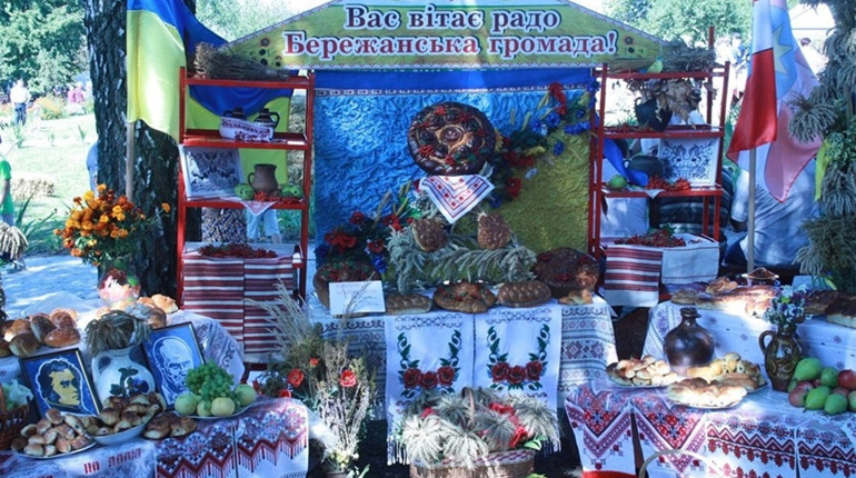 Що привезли у Бережани зі свята обрядових хлібів та дідухів