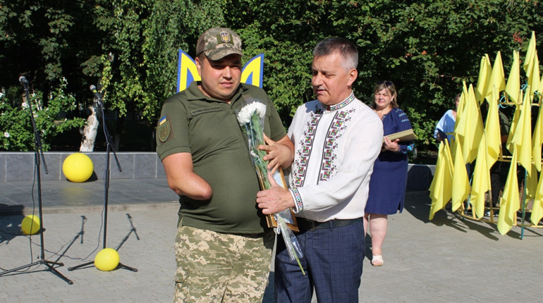 «Війна не ставить життя на паузу,» - переконаний житель селища Захарівка В’ячеслав Блащук