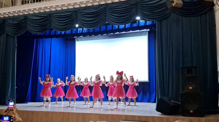 Як вихованці відділень хореографії та вокалу ДШМ виступили на конкурсі “Співограй”